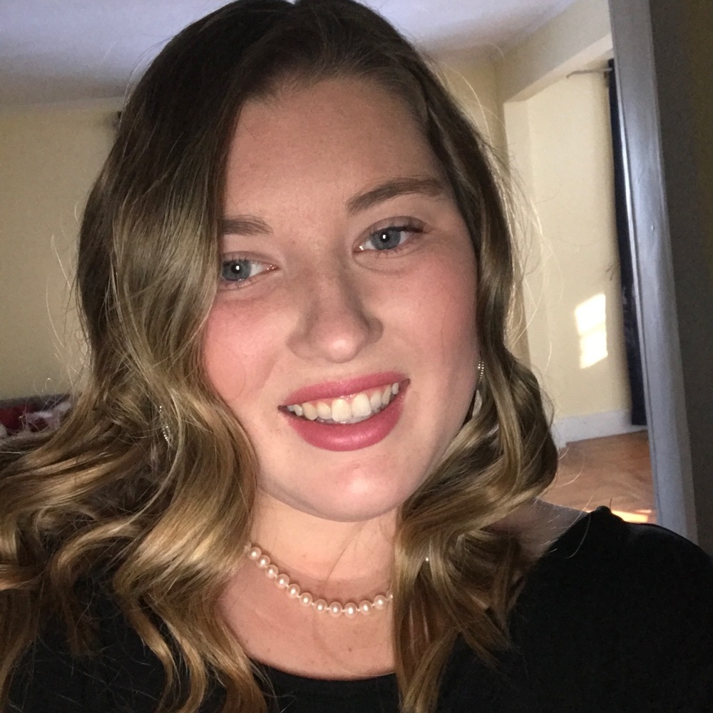 Meet your Posher, Abigail